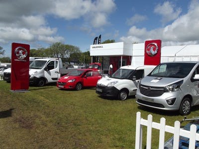 Vauxhall vans race ahead with Isle of Man TT sponsorship