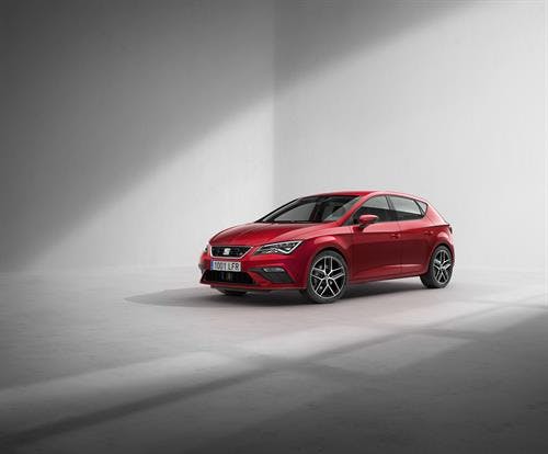 SEAT UNVEILS NEW LEON - GREATER DESIGN, TECHNOLOGY AND FUNCTIONALITY