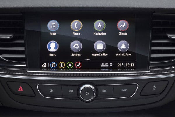 VAUXHALL DEBUTS NEXT-GENERATION INFOTAINMENT SYSTEMS ON INSIGNIA