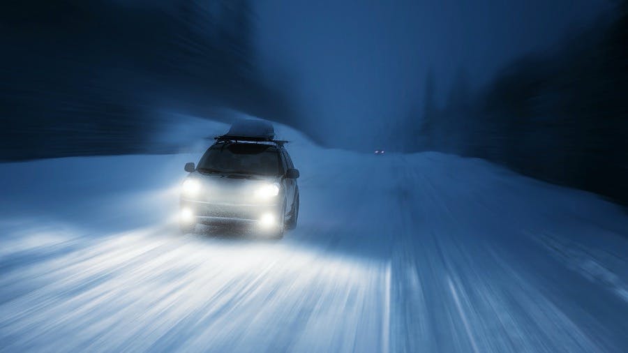 A COMPLETE GUIDE TO DRIVING IN SNOW - Group