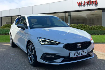 2024 seat leon 1.5 etsi mhev fr sport hatchback 5dr petrol hybrid dsg 1.5 mild hybrid | automatic | 18,542 miles |... photo