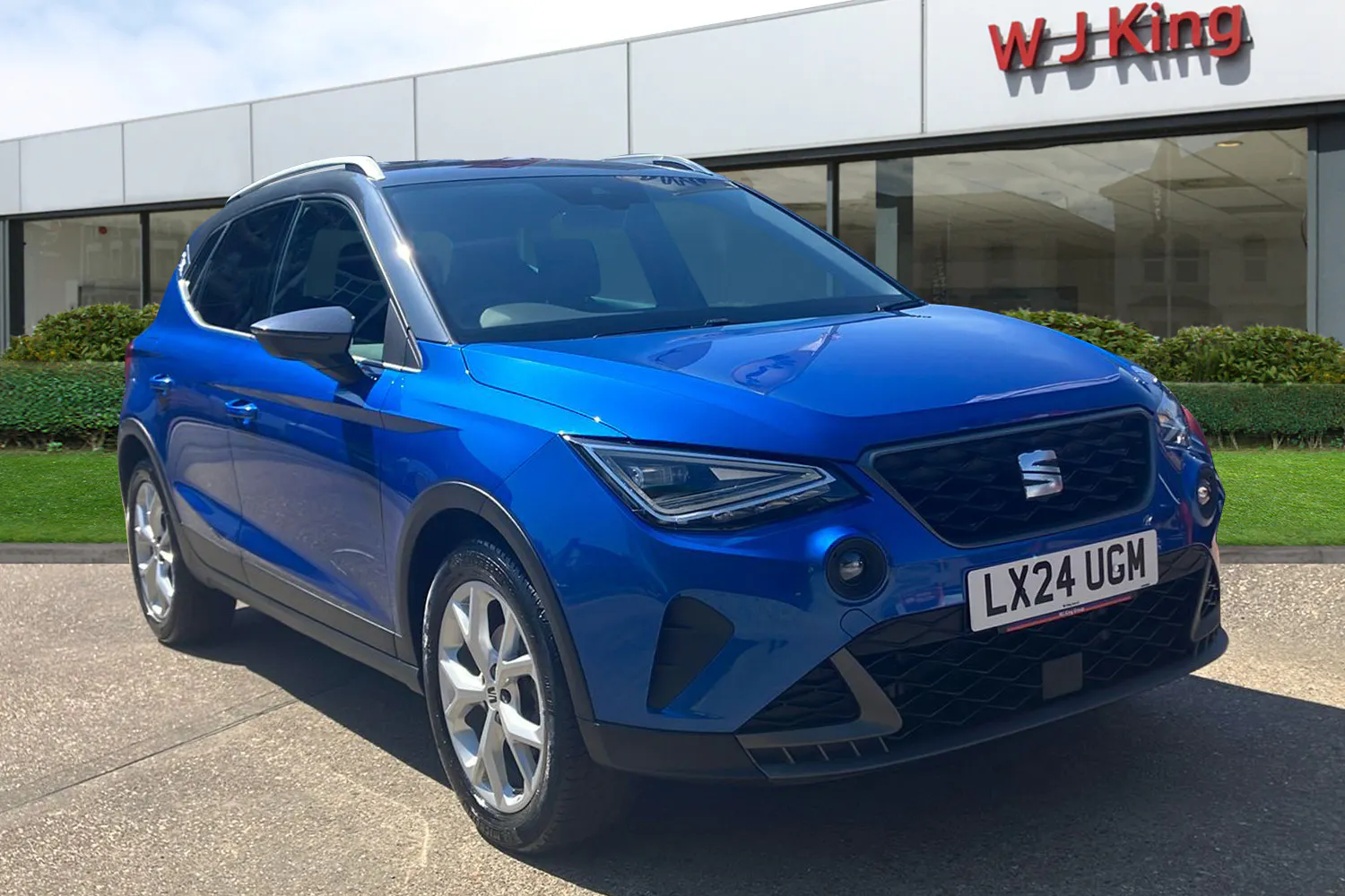 SEAT Arona listing photo